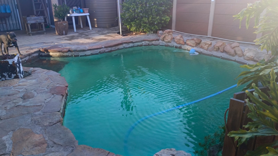 3 Bedroom Property for Sale in Groenvallei Western Cape